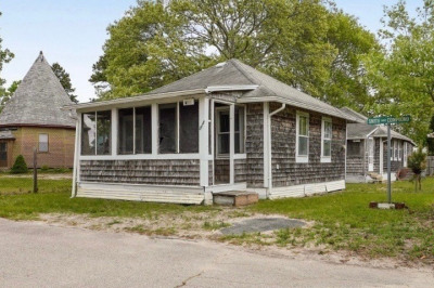 7 Crescent Pl 1
