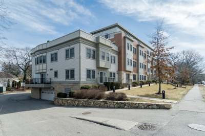 321 Hammond Pond Parkway #301 1