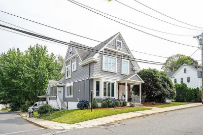 32 Water St 1