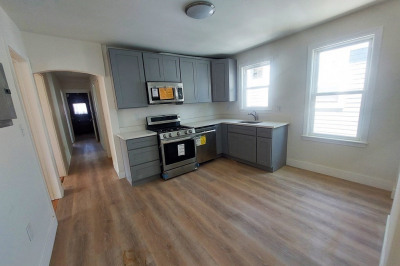 11 Groveland St #3 1