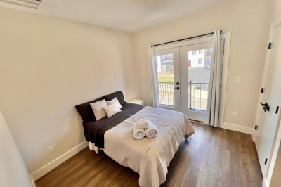 20 Woburn St #201 1