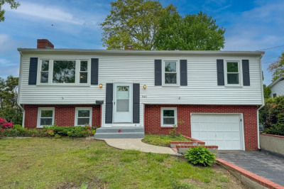 949 Hillcrest Rd 1