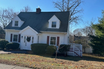 27 Ledyard Road #SF 1