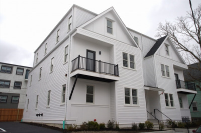 8 Oakhurst St #6-A 1