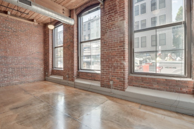 330 West 2nd St #4 1