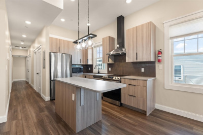 701 E 2nd Street #3 1
