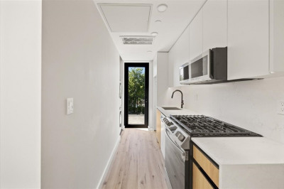 141 N #1 1