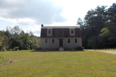 220 Old Turnpike Rd