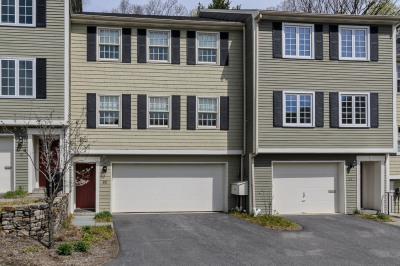 60 Linden St #60 1