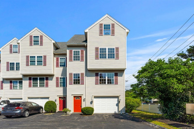 997 Main St #1 1