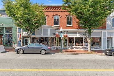 25 Main St 1