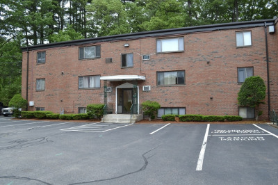 77 NIcholas Rd #I