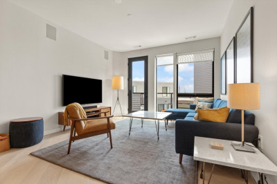 45 W 3rd St #512 1