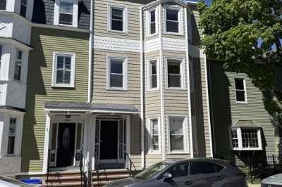 562 E. 8th Street #2 1