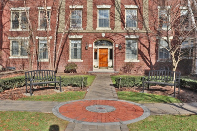 141 Beaconsfield Rd. #3 1