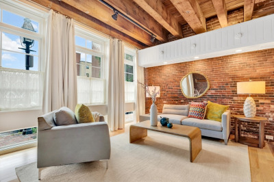 75 Fulton #11 1