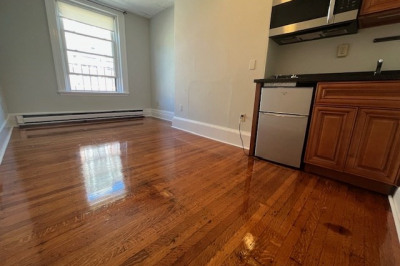 507 Beacon #13 1