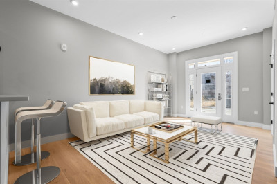 60 Cross St E #105 1
