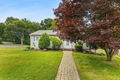 114 Cypress Dr 1
