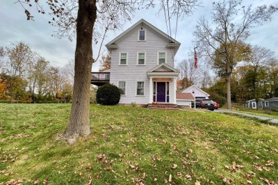 20-22 Randall Ave #1 1