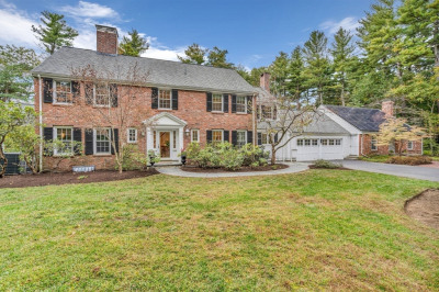 46 Round Hill Rd