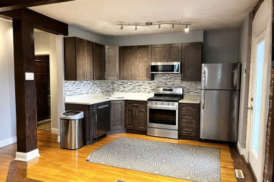 8 Edwin St #1 1