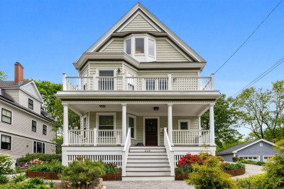 228 Langley Rd