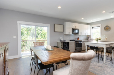 447 Frankfort Street #3 1