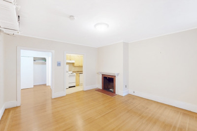 205 Beacon #BM 1