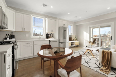 134 Chelsea Street #2 1