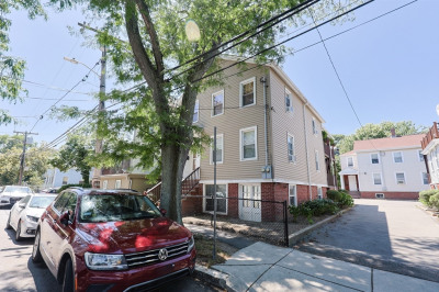 119 Amory St 1