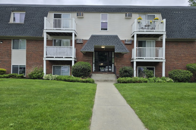 135 East Main St #R-10 1