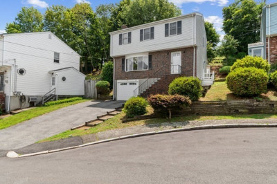 32 Johnson St 1