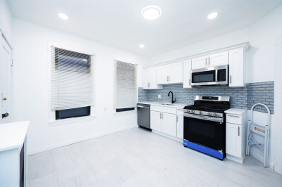 121-123 Browne St ##3 1