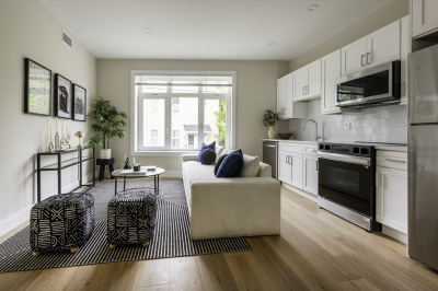 394 Mcgrath Highway #302 1