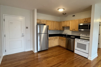 501 Eastern Ave #305 1