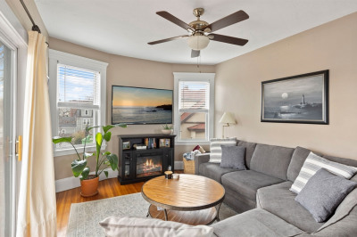 372 Adams St #3 1