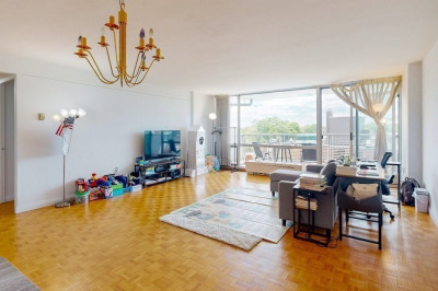 45 Longwood Ave #812 1