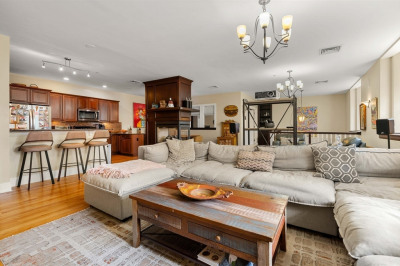 391 Walnut St #5 1