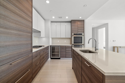 1 Franklin St #2412A 1