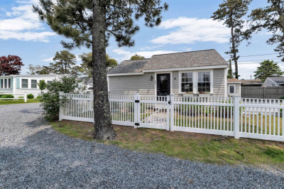 242 Old Wharf Rd #B4 1