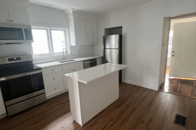 83 1/2 Summer St #1