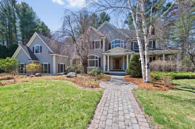 61 Davis Rd 1