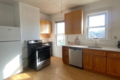 58 Aspinwall Ave #3 1