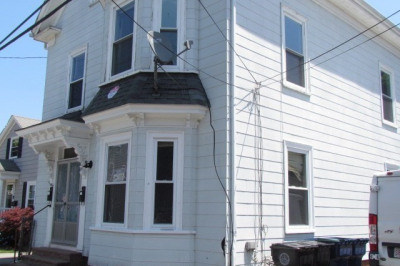 10 Nursery St #2