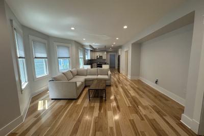 90 Bartlett St #1 1