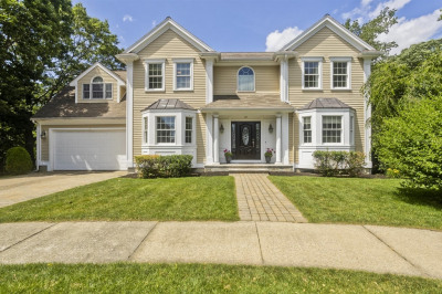 32 Dapper Darby Dr 1