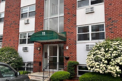11 Commonwealth Ct. #9 1