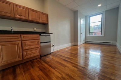 505 Beacon #10 1
