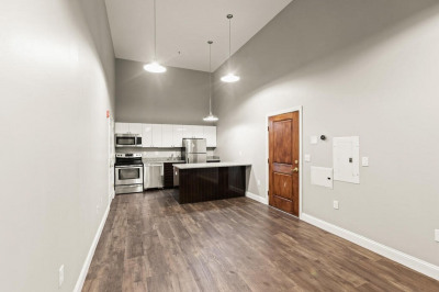 44 Winter St. #201